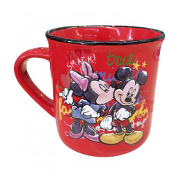 Caneca Vermelha Mickey e Minnie Beijando